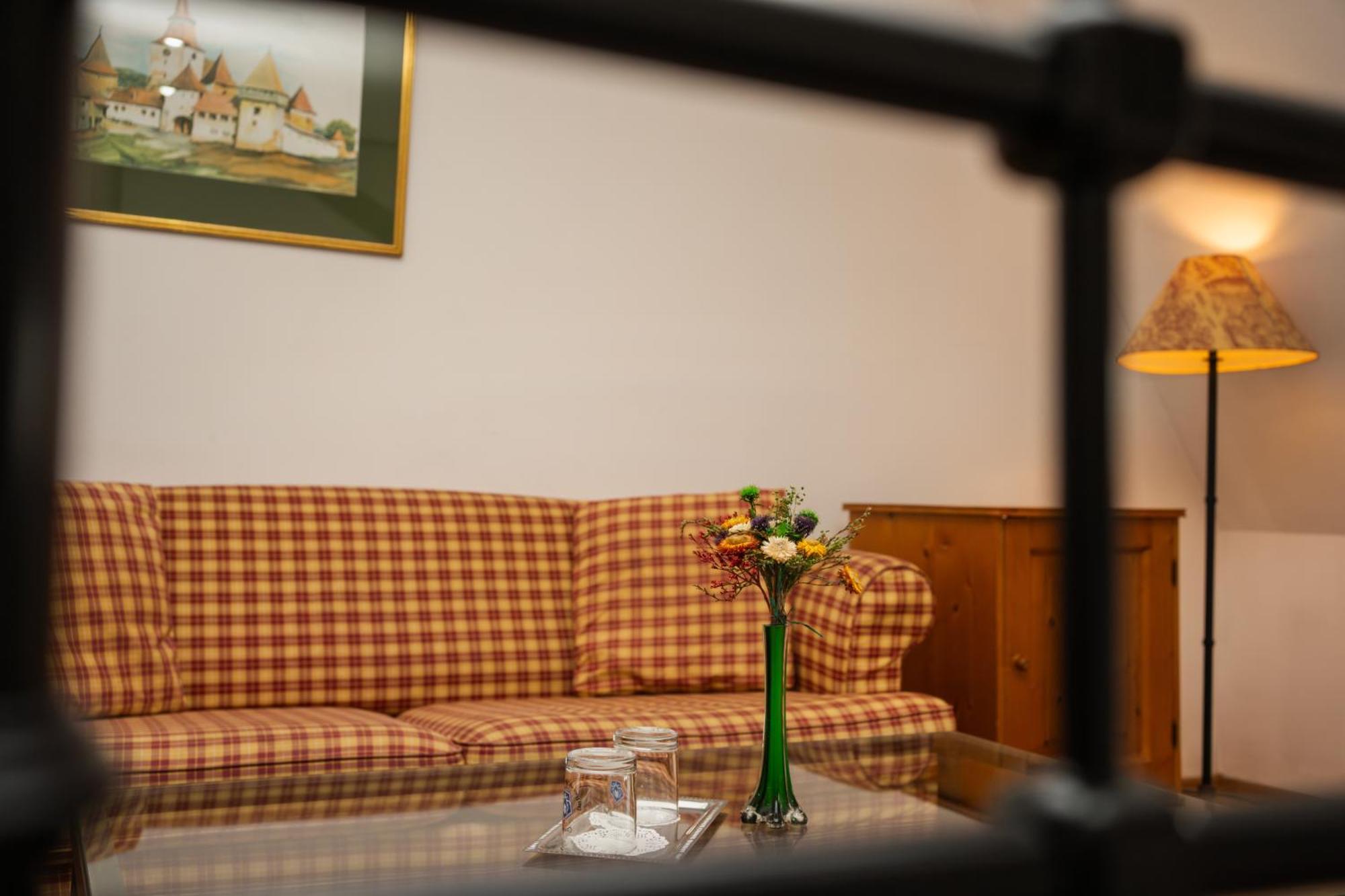 Casa Cu Cerb Hotel Sighisoara Ngoại thất bức ảnh