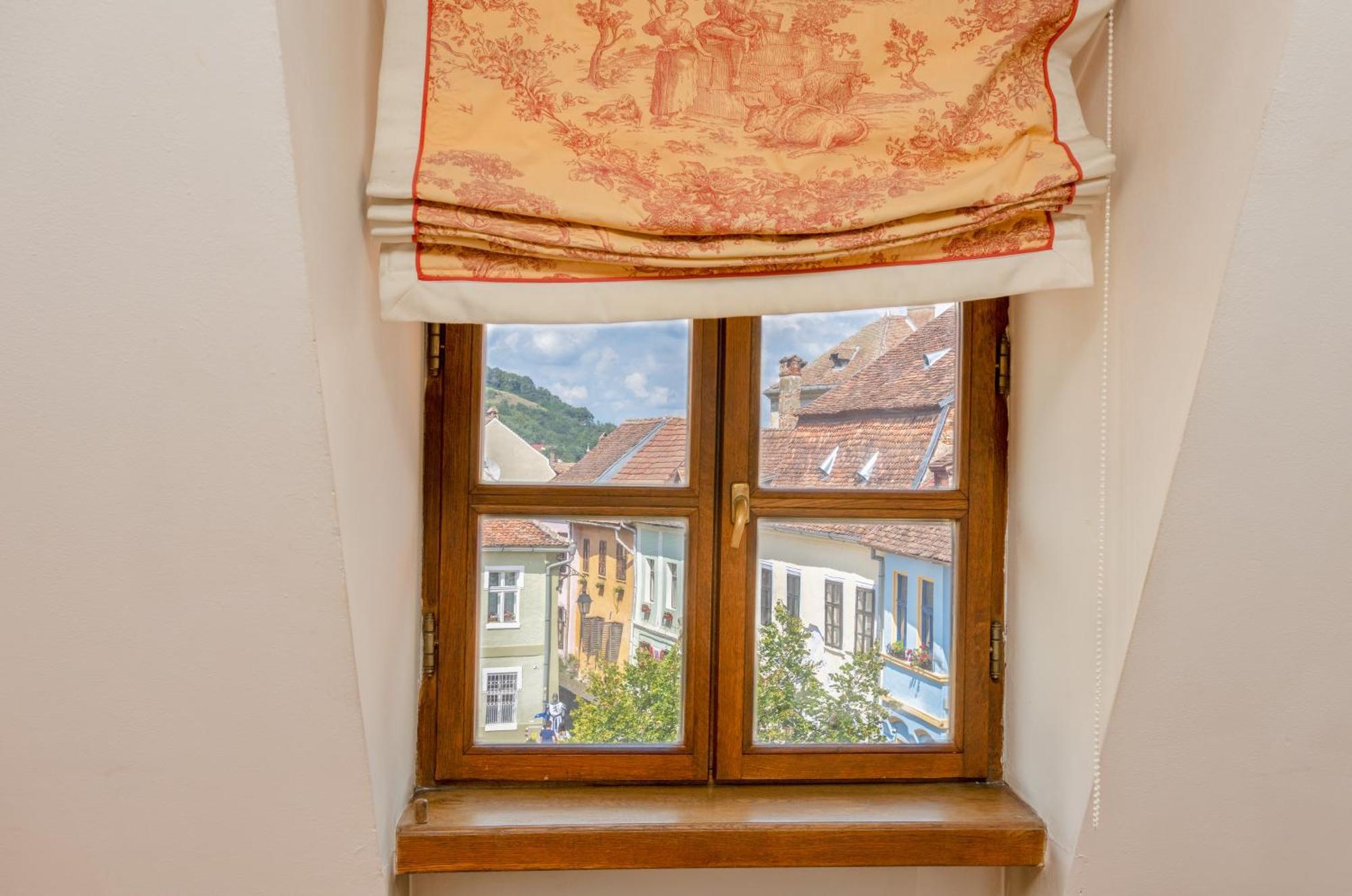 Casa Cu Cerb Hotel Sighisoara Ngoại thất bức ảnh