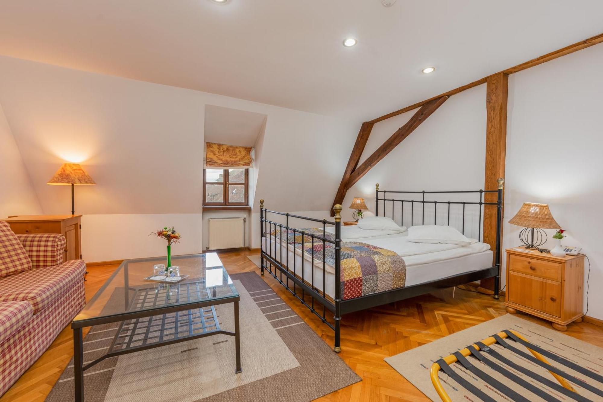 Casa Cu Cerb Hotel Sighisoara Ngoại thất bức ảnh